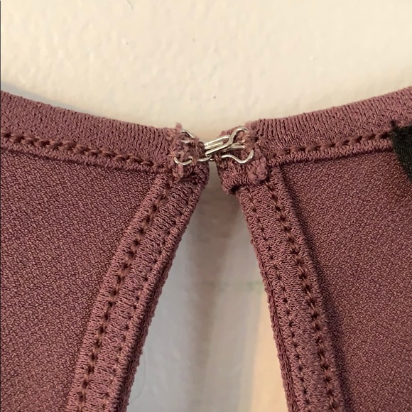 Express Blouse - Picture 7 of 8